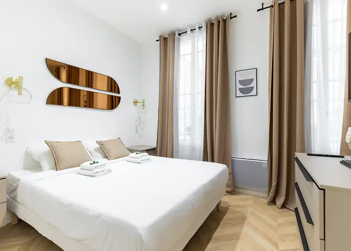 Hsh St Germain/jardin Du Luxembourg : Luxury Appartement Paris