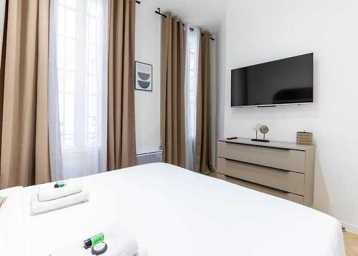 Appartement Hsh St Germain/jardin Du Luxembourg : Luxury Paris